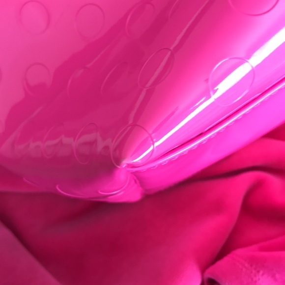 Kate Spade pink handbag with zip top - Picture 14 of 15